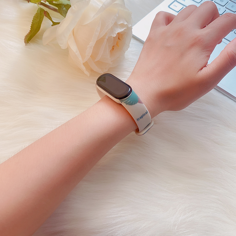 Xiaomi Mi Band 3および4,15mm用のスペア - Silicone Band Replacement のレビューと価格
